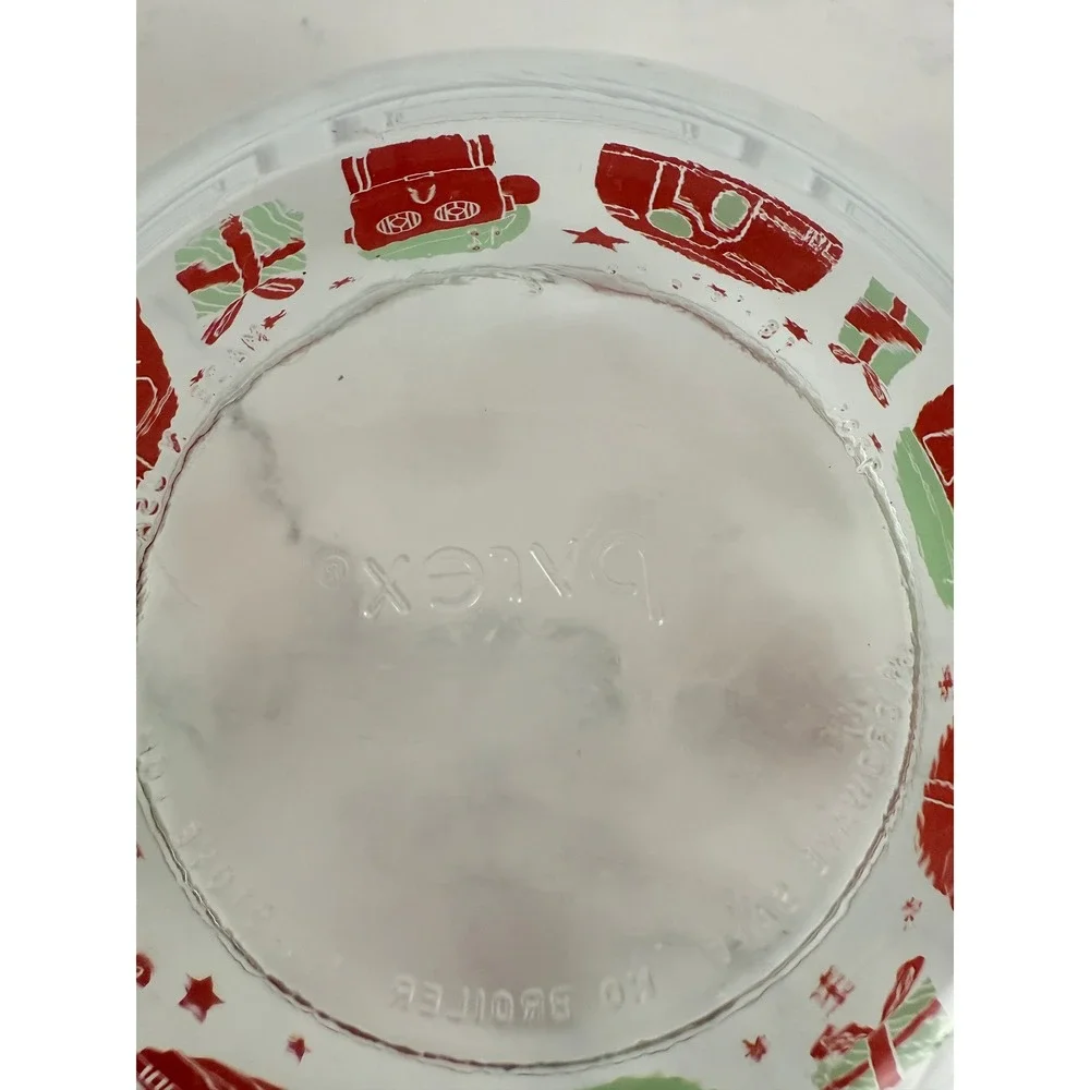 Set of 2 STAR WARS Holiday Pyrex Dishes 6